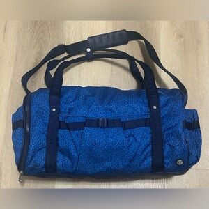 Lululemon Travelling Bag